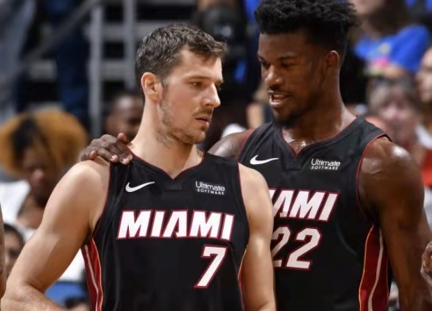 内野双杀脚 内野双杀脚