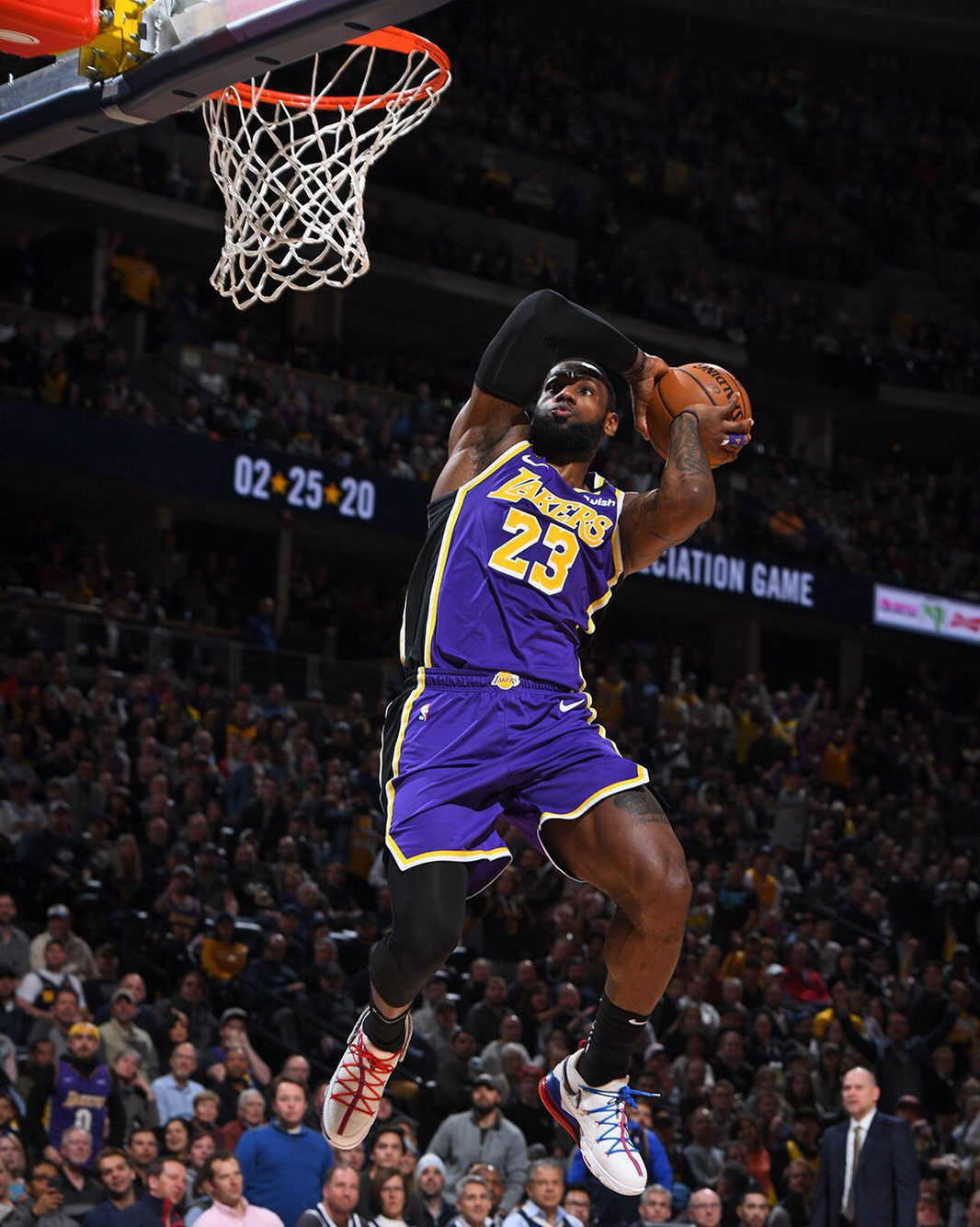 也让成人赛 也让成人赛